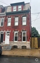 Building Photo - 116 S 4th St