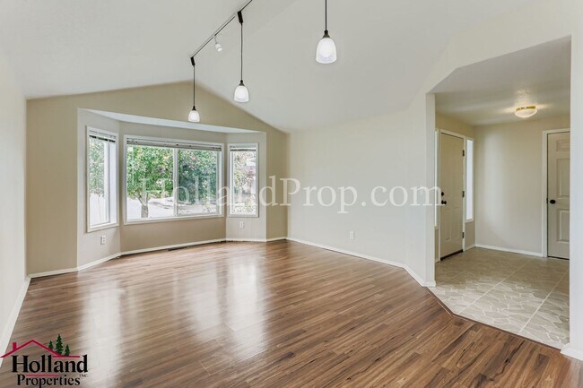 Foto del edificio - Lovely Single-Level Hillsboro Home with Br...