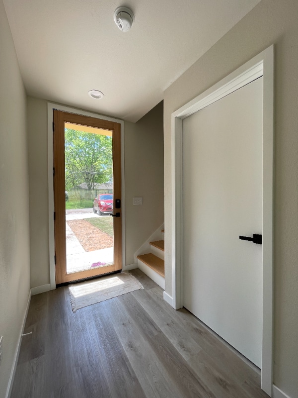 Foto del edificio - 605 E 7th St