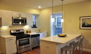 Building Photo - 52 Kent St