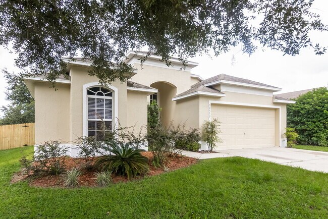 Building Photo - 30530 Pga Dr