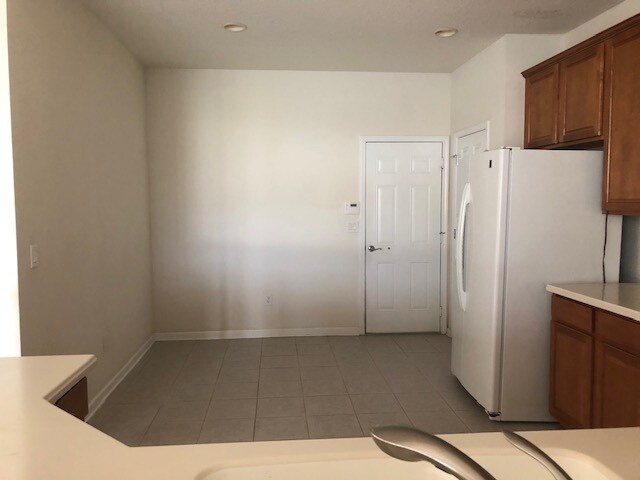 Foto del edificio - 8395 Cannonwood Ln