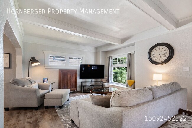 Foto del edificio - 1810 W 11th Ave