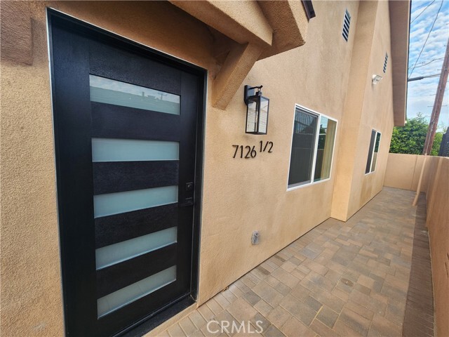 Building Photo - 7126 Matilija Ave