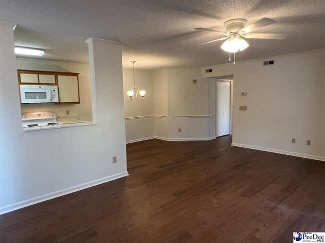 Foto del edificio - 701 Coventry Ln