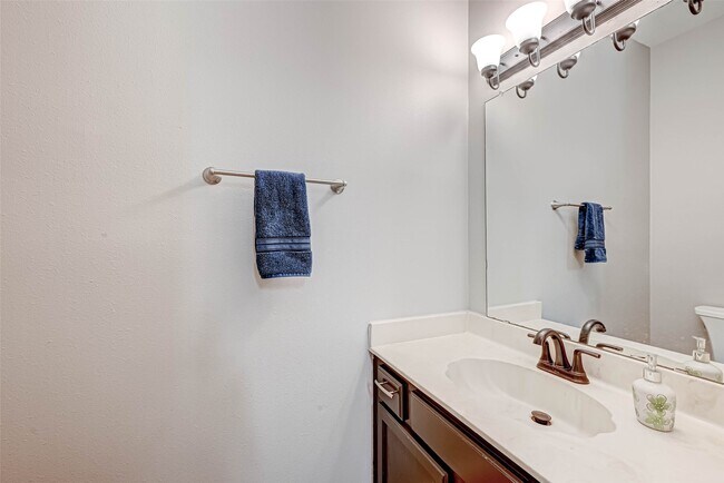 Foto del edificio - 3780 Tanglewilde St