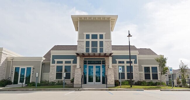Foto del edificio - Retreat at River Chase Apartments