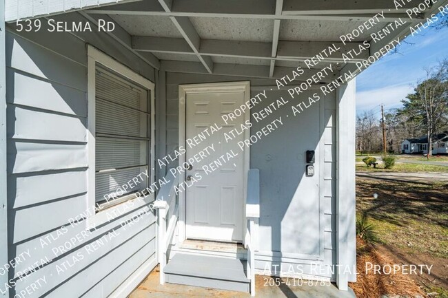 Building Photo - 539 Selma Rd
