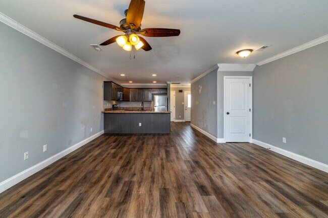 Foto del edificio - 924 Warrior Hill Dr