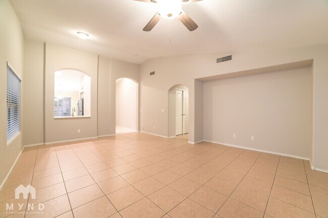 Building Photo - 17208 N Chance Dr