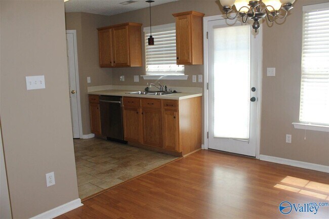 Foto del edificio - 117 Bambi Ln