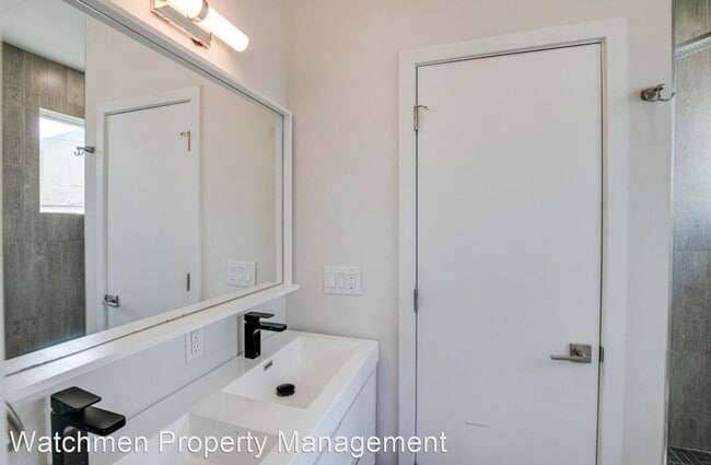 Photo - Modern New Luxury Temple Apartments