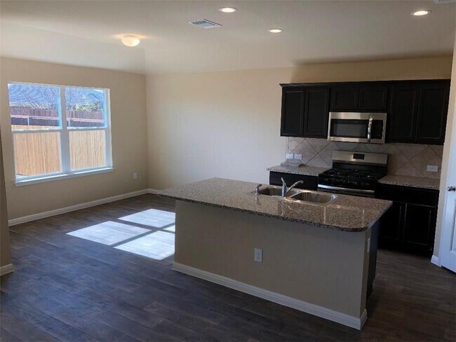 Foto del edificio - 11109 Reliance Creek Dr
