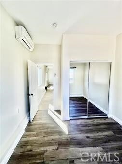 Foto del edificio - 5709 Jamieson Ave