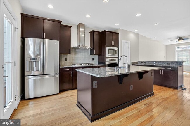 Foto del edificio - 44692 Collingdale Terrace