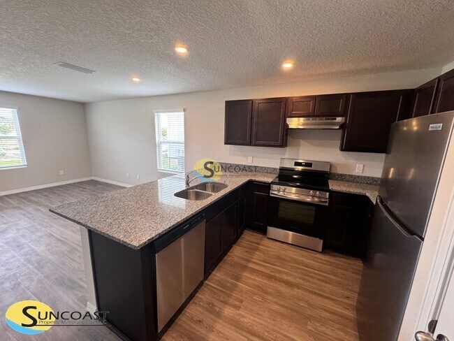 Building Photo - 617 Century 21 Dr