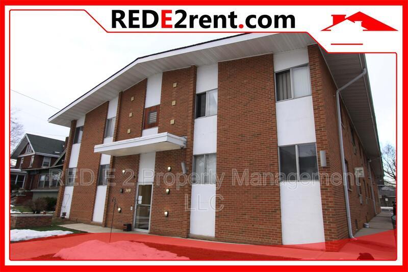 Primary Photo - 349 W Grand Ave