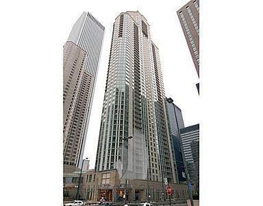 Building Photo - 222 N Columbus Dr