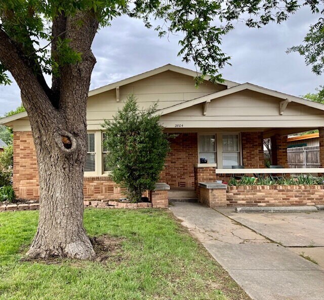 Primary Photo - Charming Duplex Very Close To Tech!