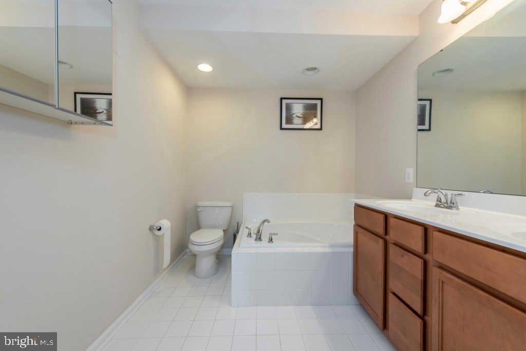 Primary Photo - 7608 Willow Bottom Rd