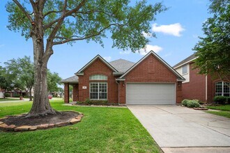 Building Photo - 5803 Sawyer Bend Ln