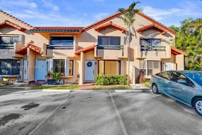 Foto del edificio - 10102 SW 77th Ct