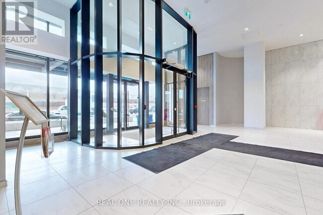 Photo du bâtiment - 50-450 O'Neill Rd