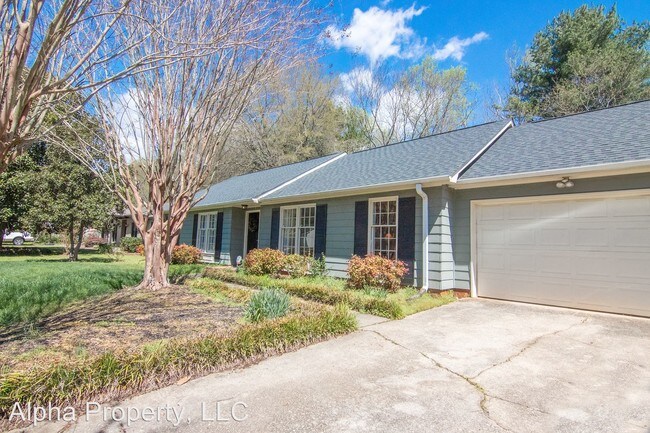 Building Photo - 3 br, 2 bath House - 21 Eagle Ridge Ln