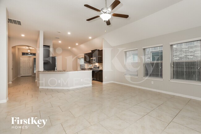 Foto del edificio - 14430 Palomino Pl