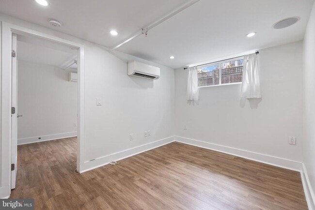 Foto del edificio - 1514 Newton St NW