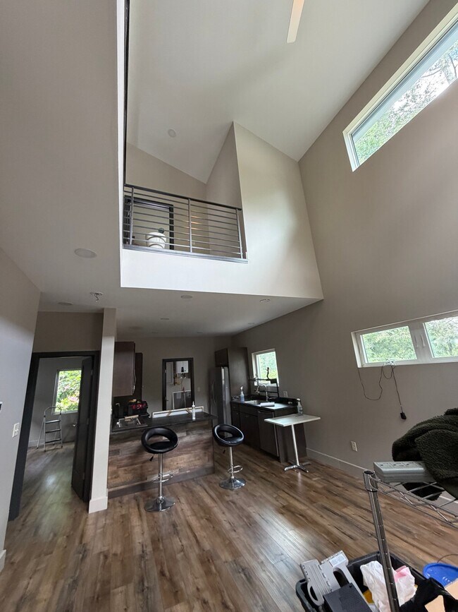Foto del edificio - 82 Wood Ave