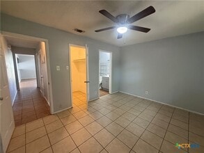 Building Photo - 106 Cockerham St
