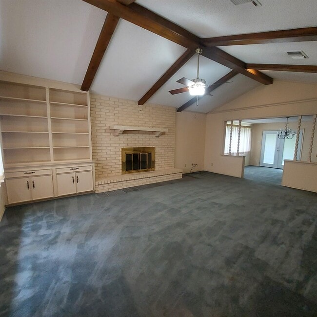 Building Photo - 151 Riverside Dr