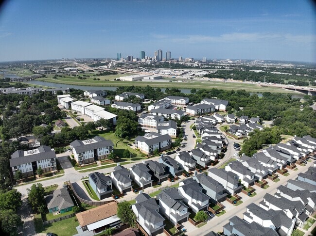 3D Exterior - The Scenic at River East