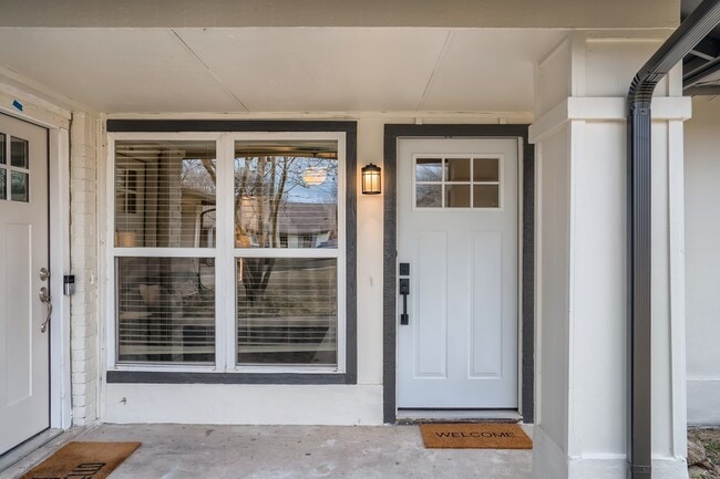 Building Photo - 109 Meteor Dr