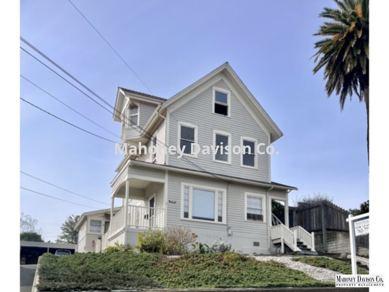 Primary Photo - Remodeled Downtown Howard Street Unit