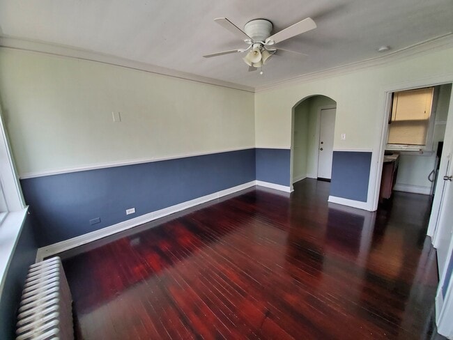 Building Photo - 4126 W 24th Pl