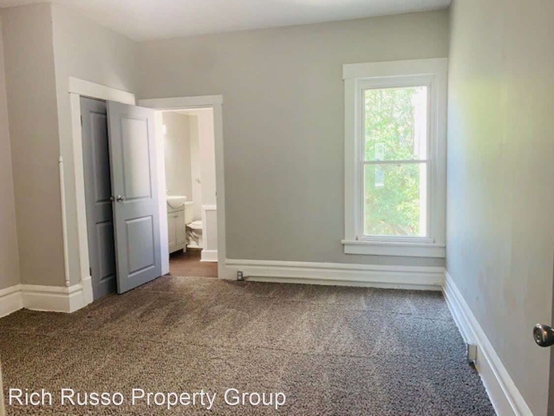 904916 E Livingston Ave, Columbus, OH 43205 Apartment for Rent in