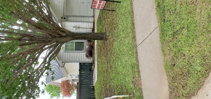 Photo - 1437 Pine Ln (Fort Worth, TX)