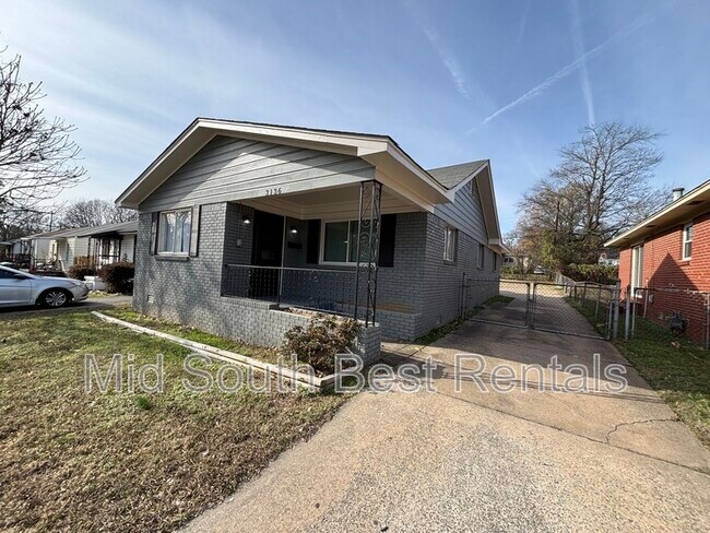 Building Photo - 3136 Center St