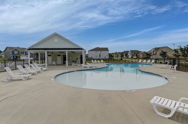 Foto del edificio - Spacious 5-Bedroom, 3-Bath Home with Modern Features in Elgin!