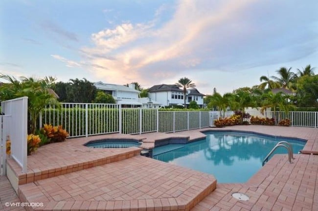 Building Photo - 941 Cypress Dr