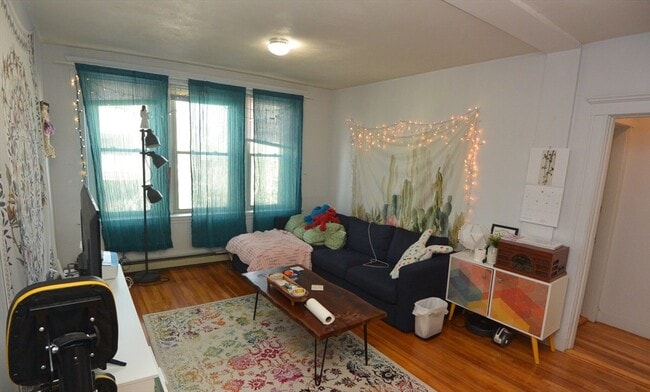 Foto del edificio - 24 Ransom Rd