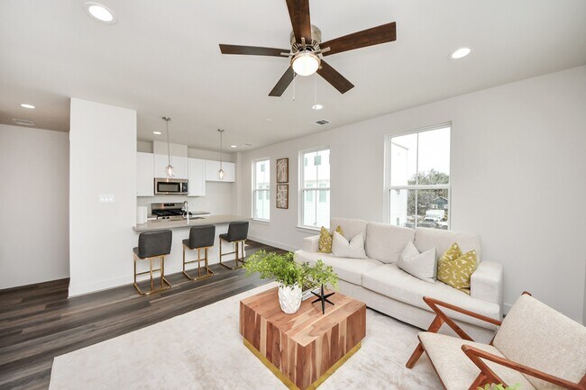 Building Photo - 5210 Burress Springs Ln