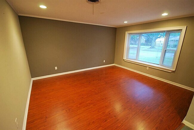 Foto del edificio - 986 Chamboard Ln