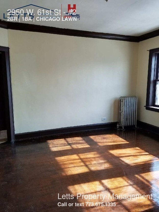 Building Photo - 2950 W 61st St