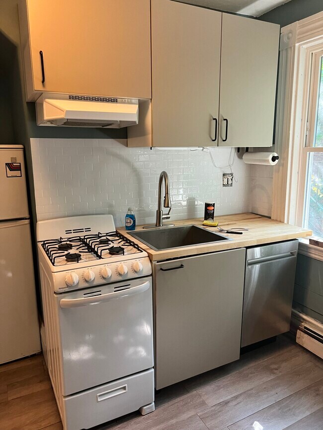 Foto del edificio - 47 University Rd