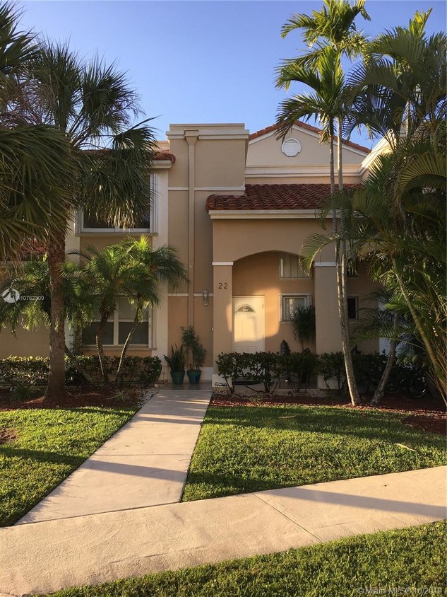 561 Racquet Club Rd 22 Weston Fl 33326 - 561  Racquet Club Rd  22 Weston Fl 33326