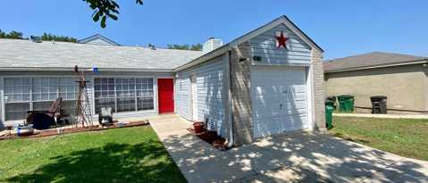 Foto del edificio - 14525 Clovelly Wood