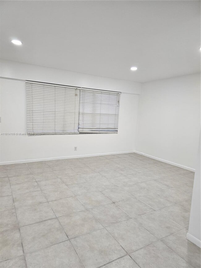 Building Photo - 251 SW 132nd Way